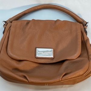 Like new Marc Jacobs purse light brown leather